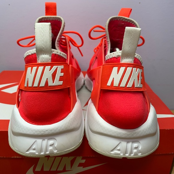 Nike Air Huarache Run Ultra”Bright Crimson” - Picture 2 of 6